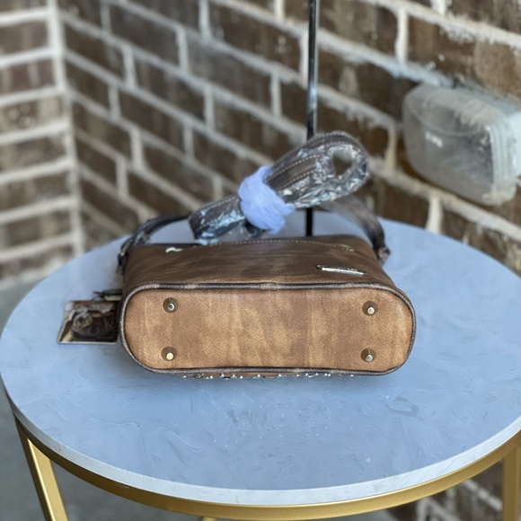 Montana West Bling Bling Collection Crossbody - Picture 4 of 5